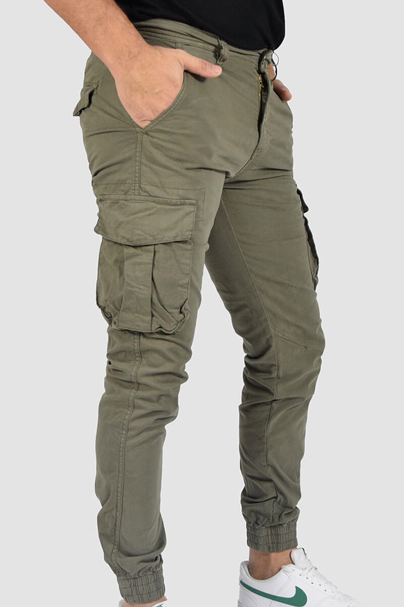 PANTALONES CON BOLSILLOS CARGO Y PUÑO