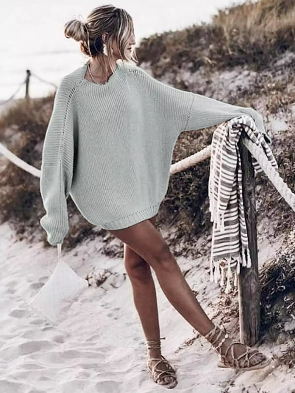 Conjunto de Jersey Oversize de Punto con Manga Murciélago y Falda Mini de Volantes