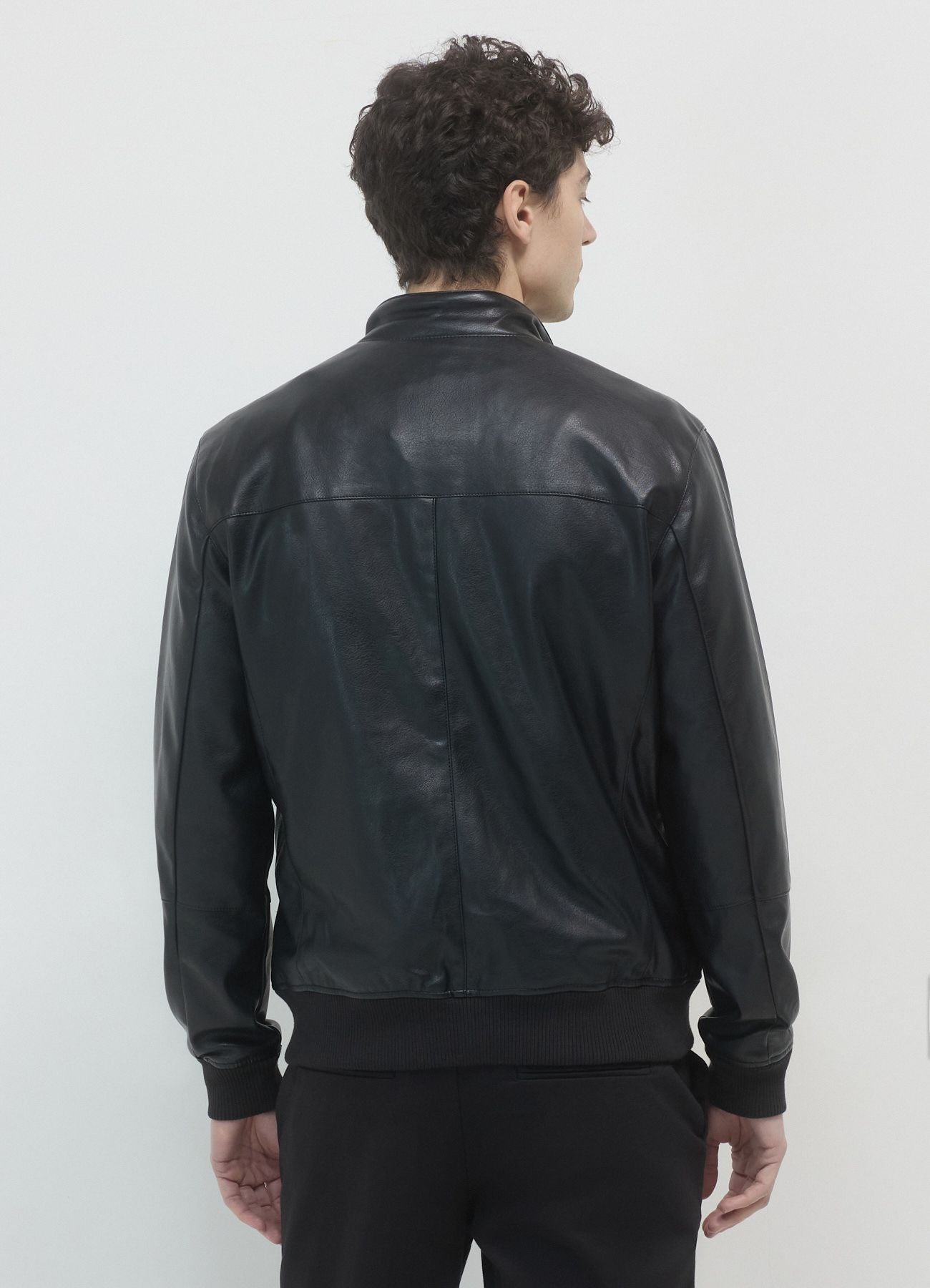 Cazadora Bomber Napa Sintética Negra