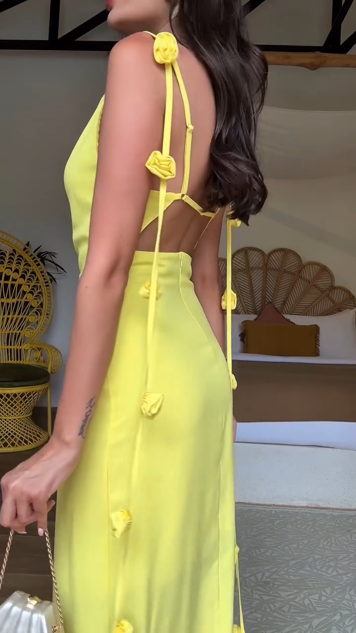 Vestido Maxi Elegante con Detalle Floral