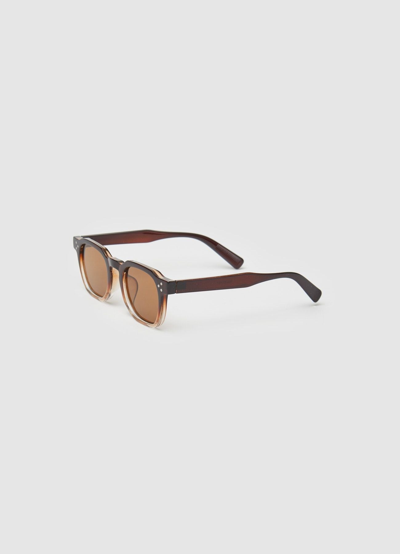 Gafas de sol de estilo wayfarer