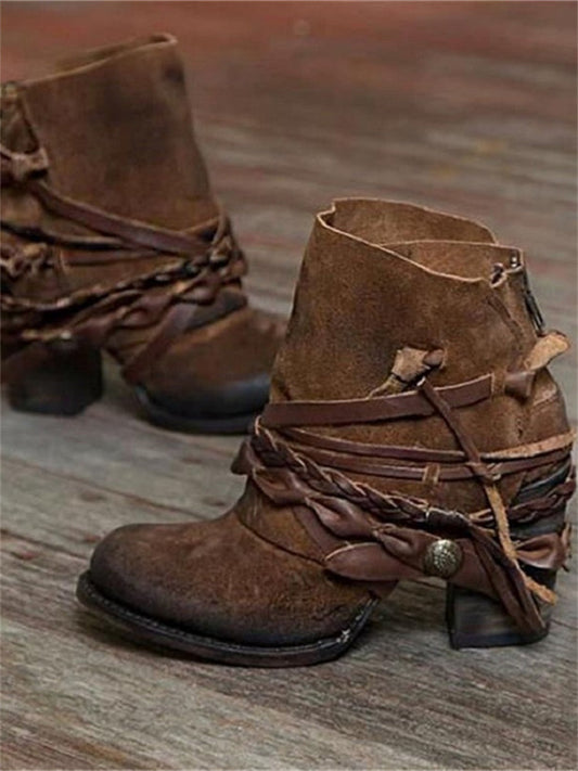 Botines Vintage con Cordones y Detalles Trenzados