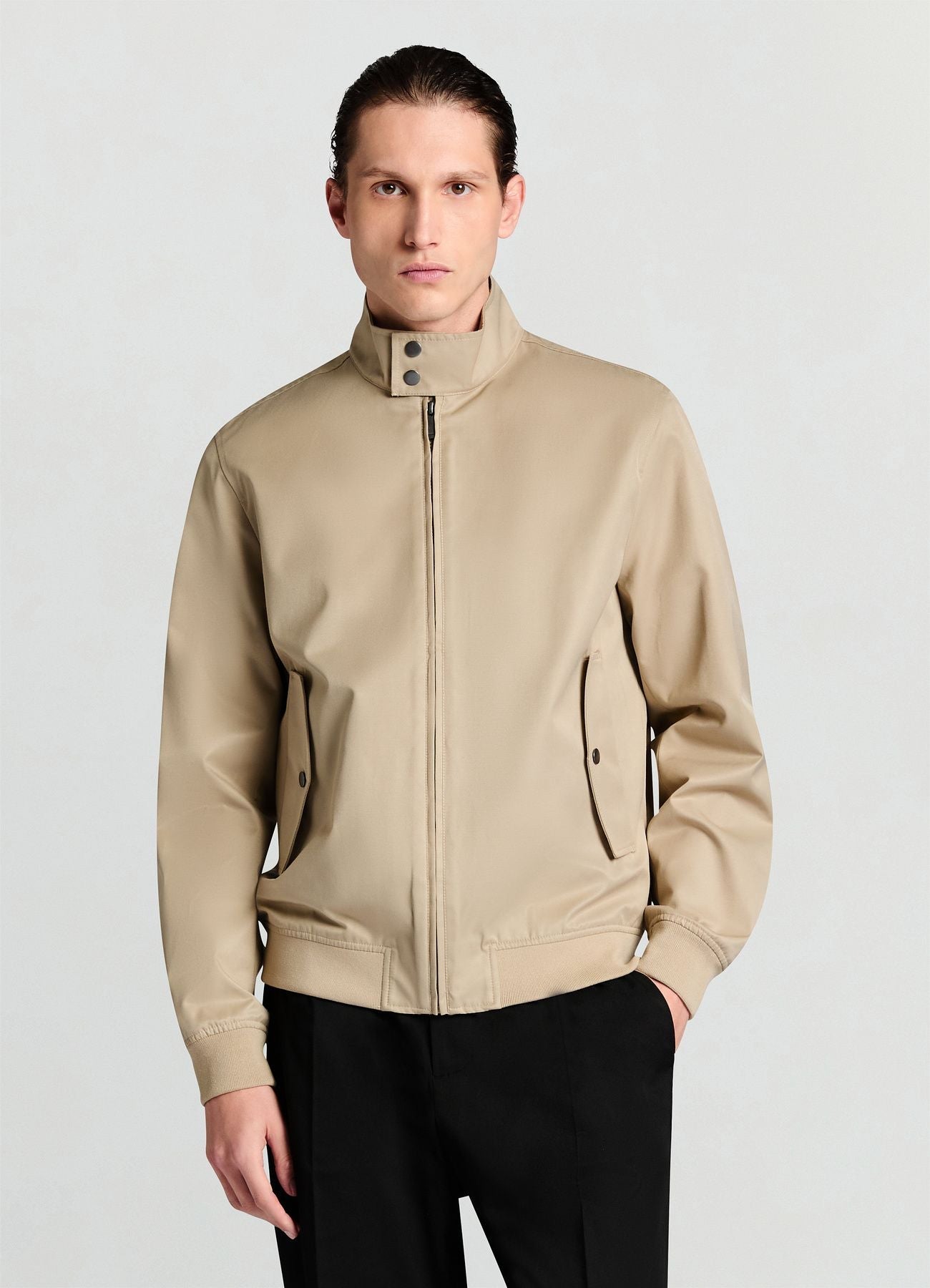 Cazadora Bomber Cuello Alto con Solapa