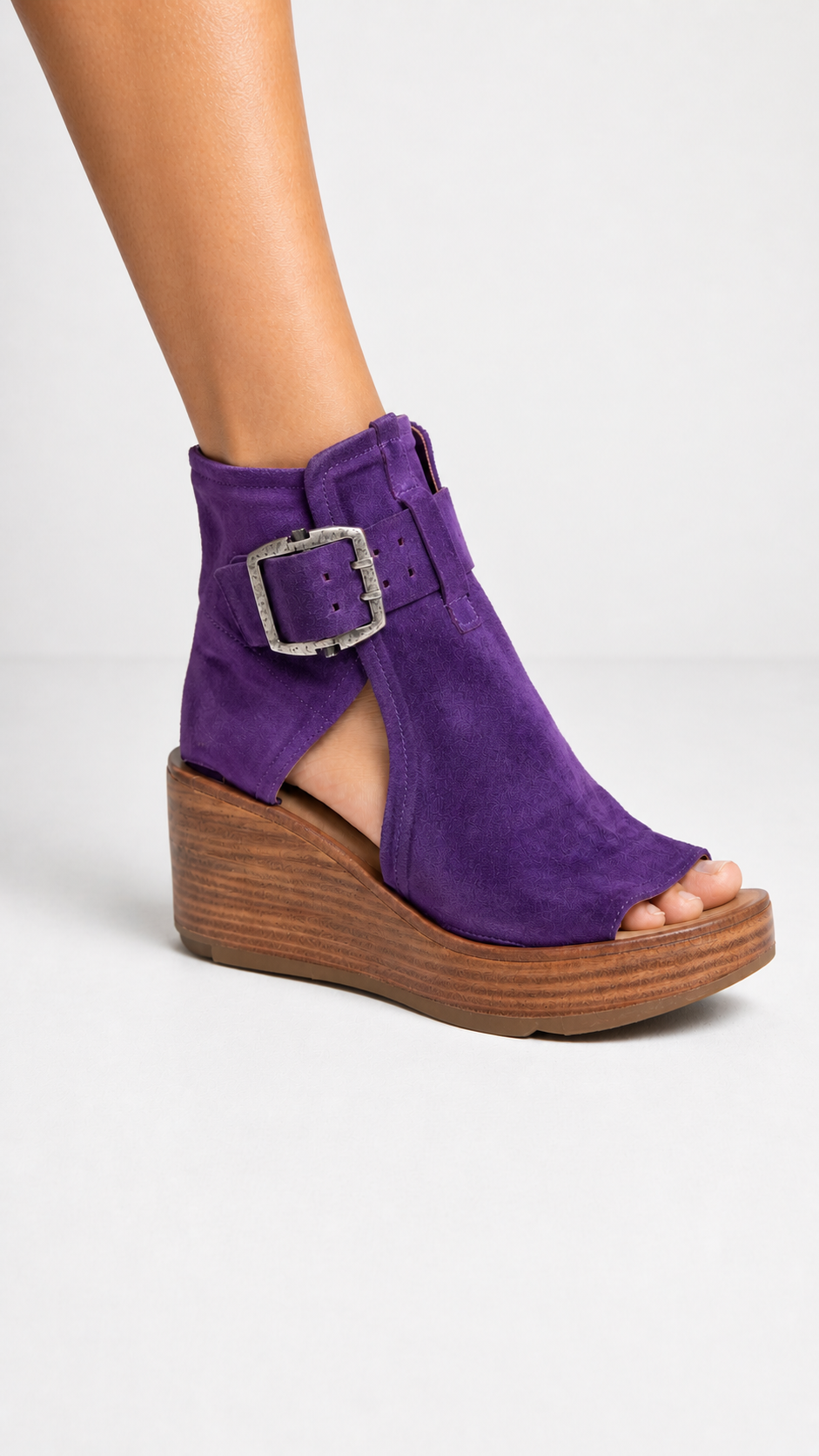 Botines abiertos con cuña