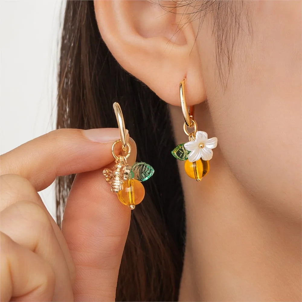 Aretes de Aro con Flores y Abejas