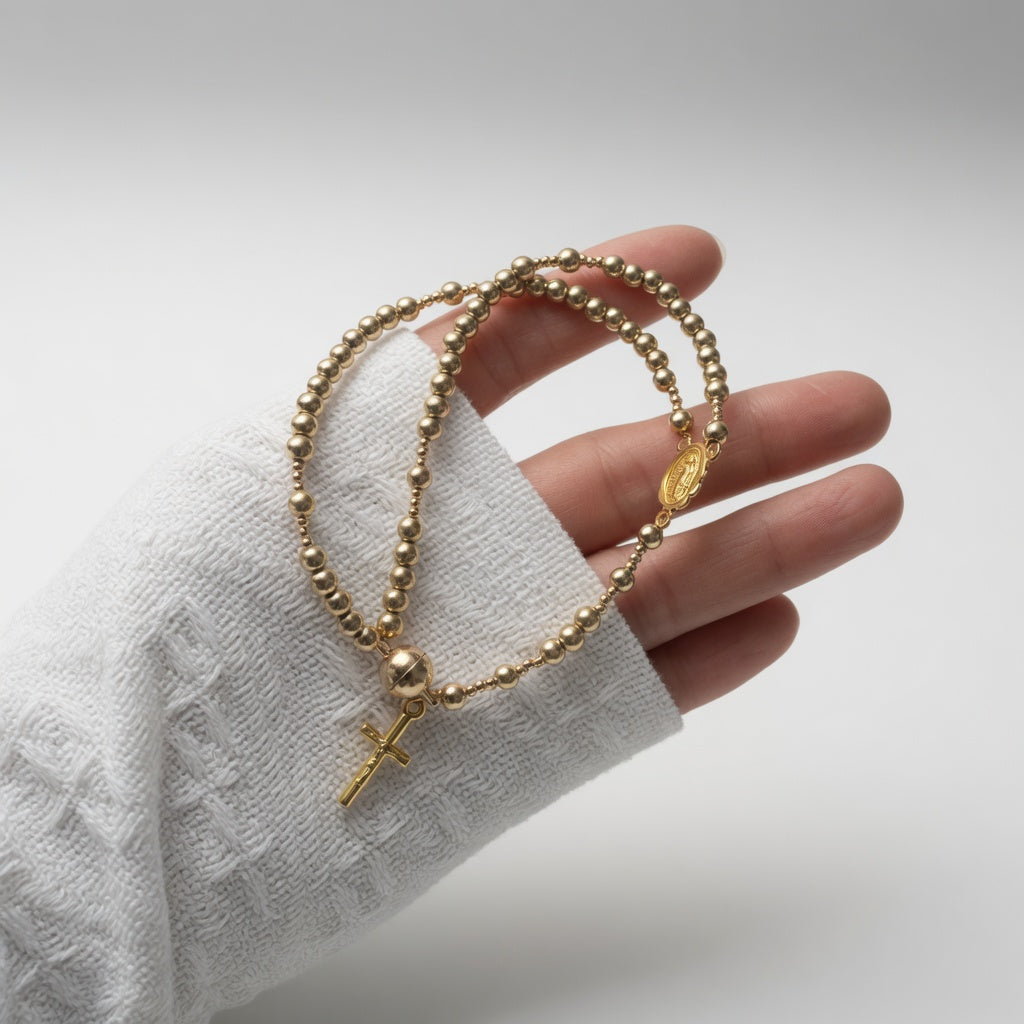 Pulsera Rosario de Cristal y Detalles Dorados