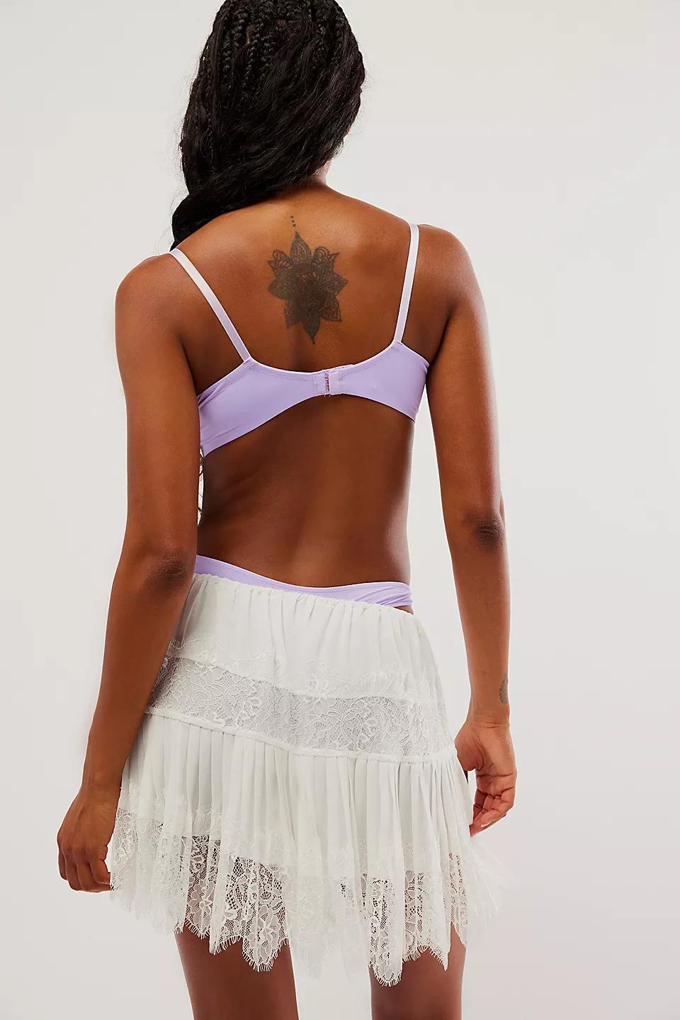 Conjunto de Jersey Oversize de Punto con Manga Murciélago y Falda Mini de Volantes