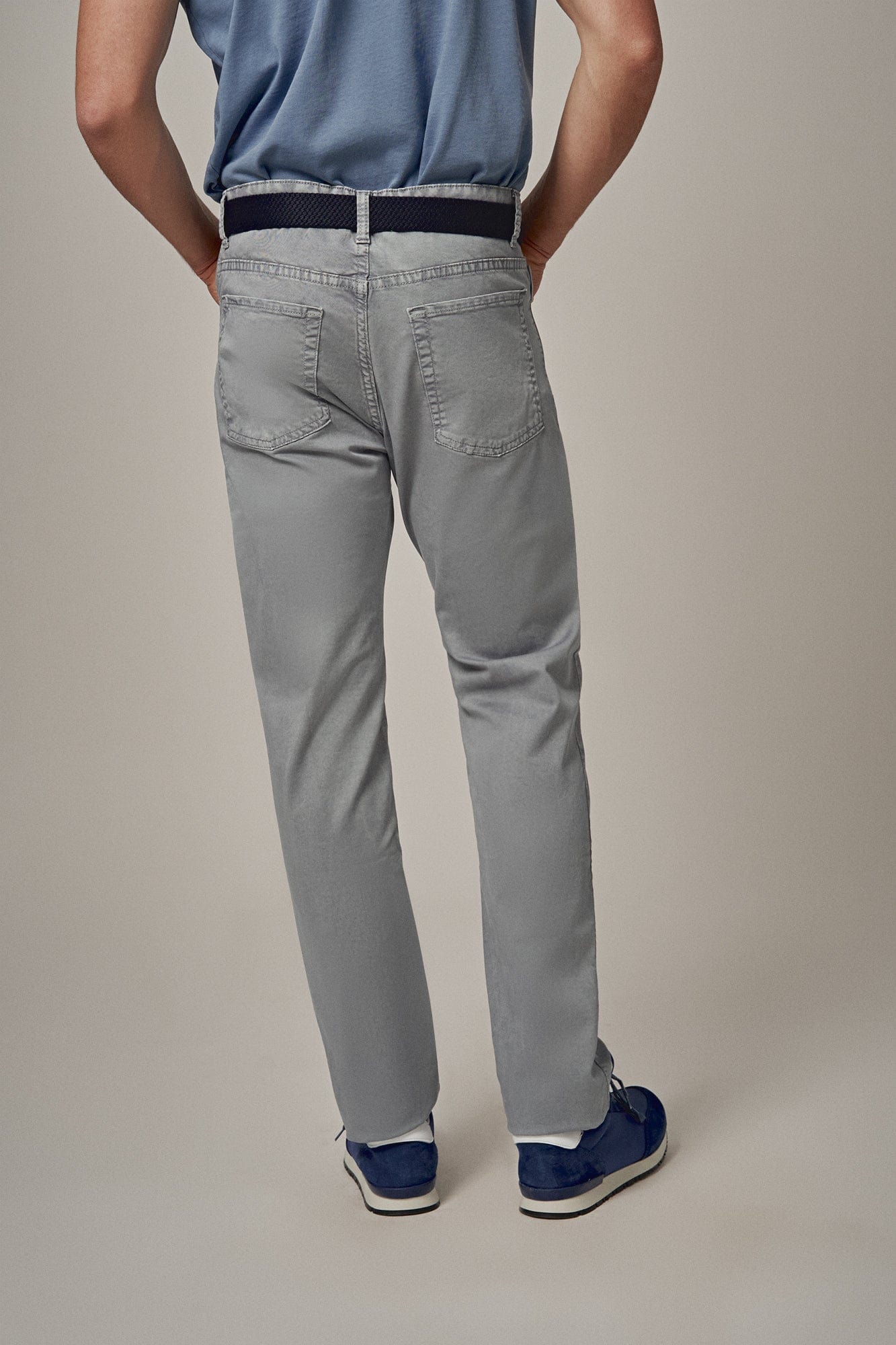 Pantalón Gris
