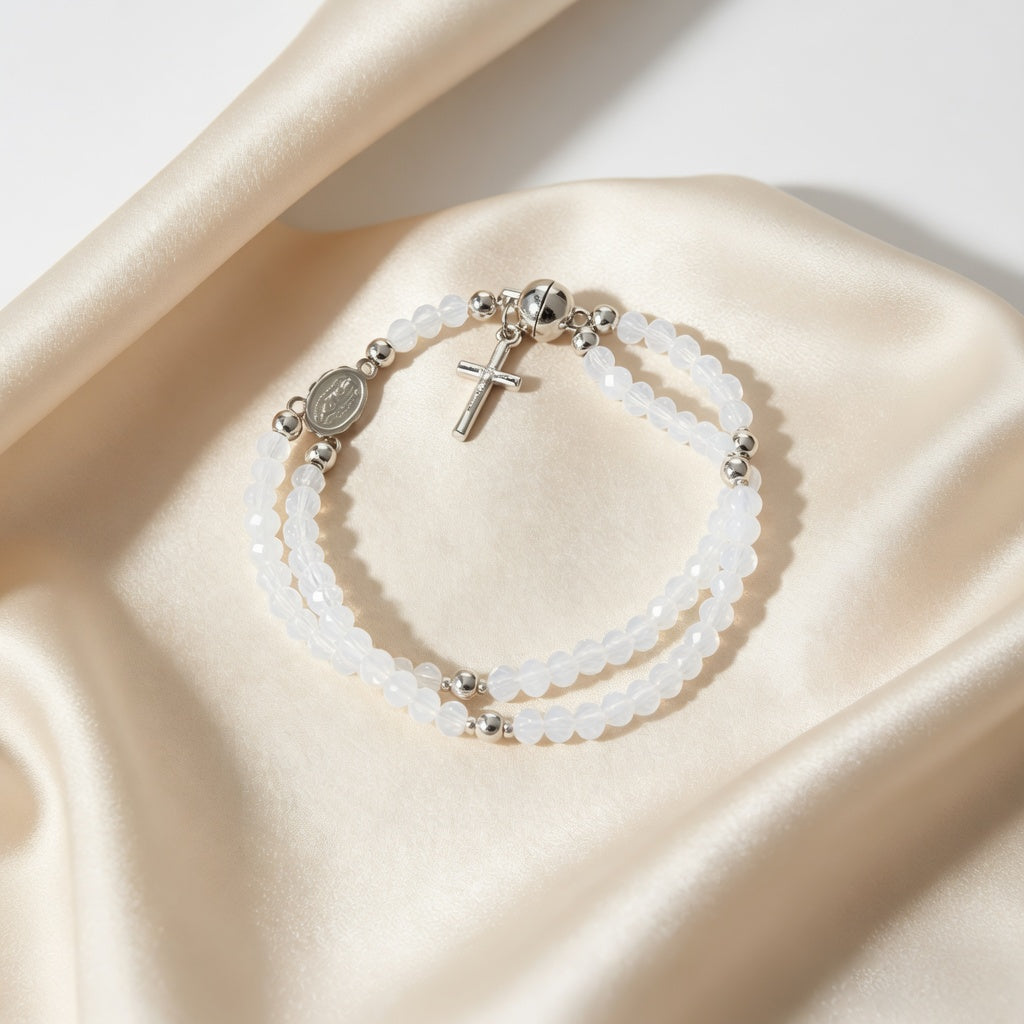 Pulsera Rosario de Cristal y Detalles Dorados