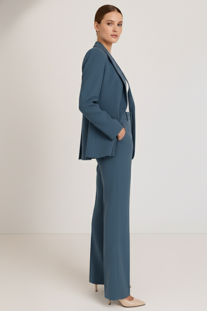 Amelia | Traje de Dos Piezas con Blazer