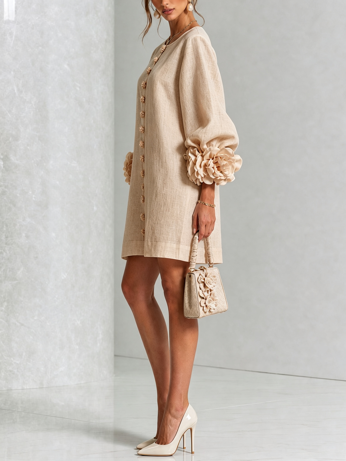 Belén | Minivestido floral blanco con mangas de rosetas