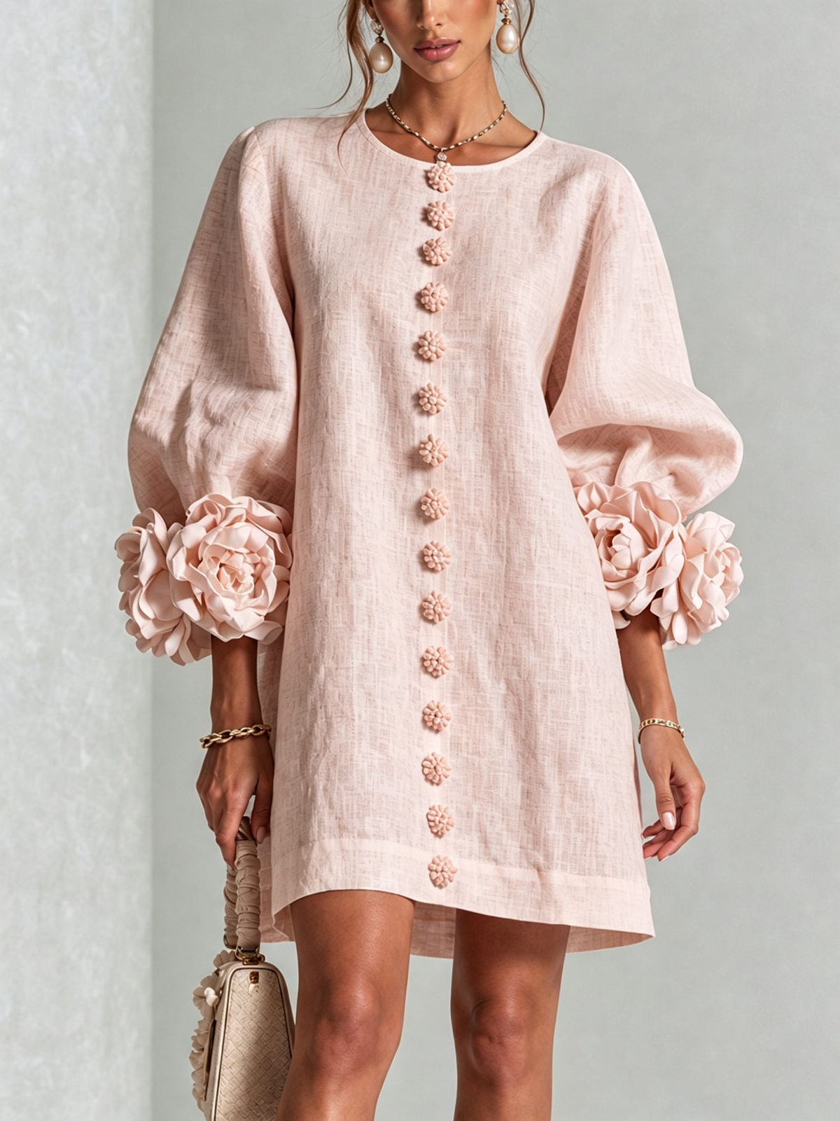 Belén | Minivestido floral blanco con mangas de rosetas