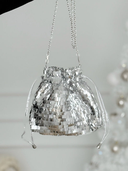 Bolso de mano plateado