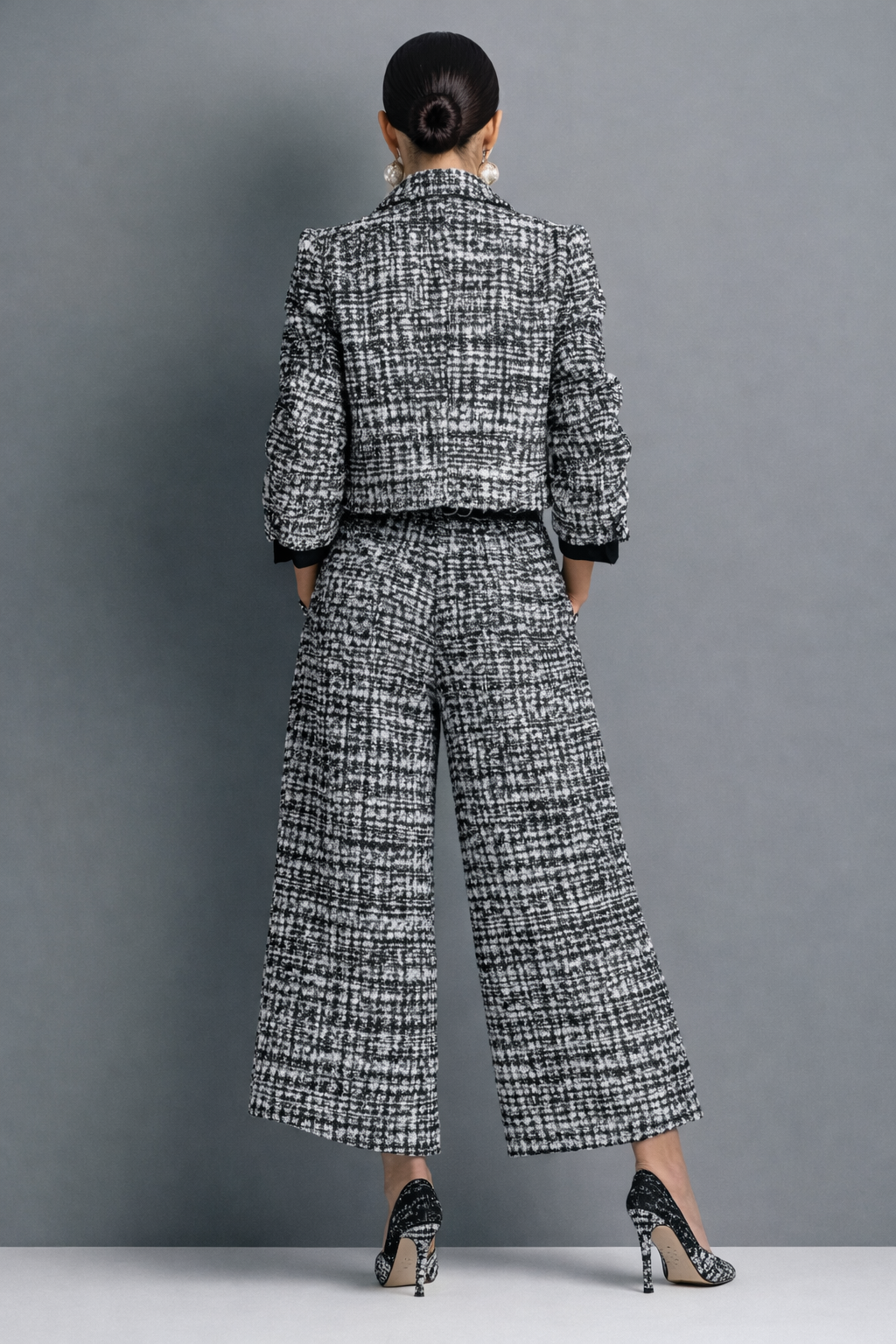 Irene | Conjunto de tweed con chamarra y pantalón de pernera ancha