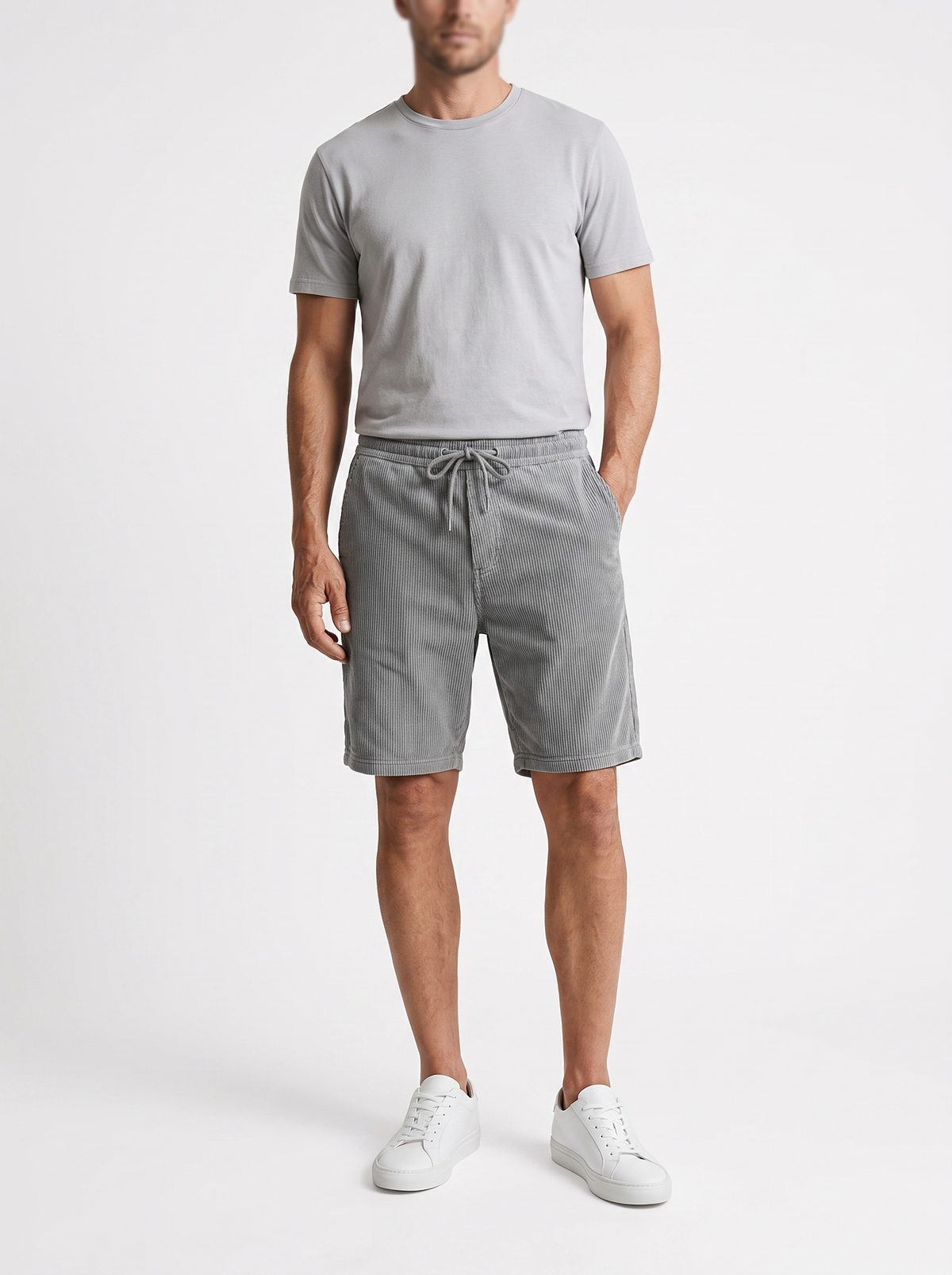 Pantalones Cortos de Pana de Verano con fondo blanco
