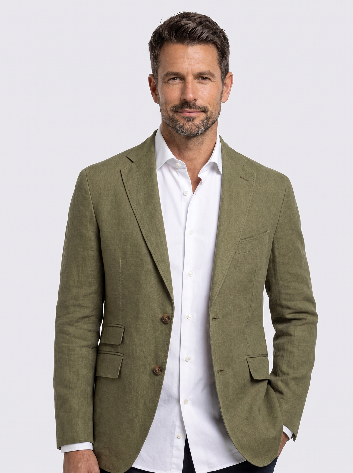 Blazer de Lino Verde con fondo claro tipo estudio