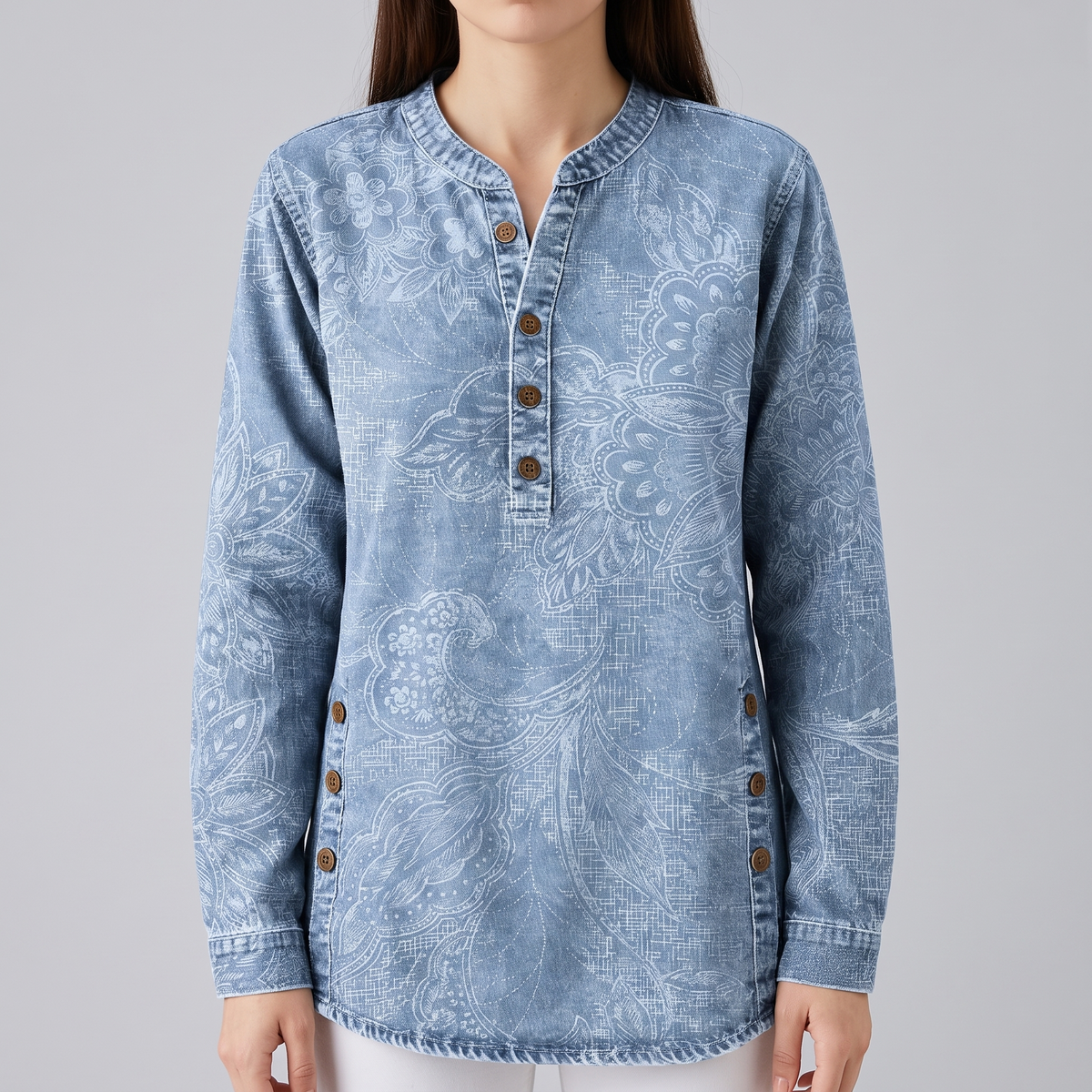 Blusa Sophie con Botones con fondo gris claro