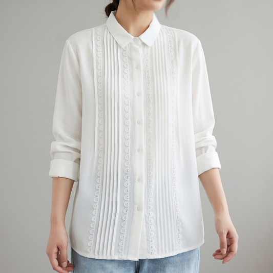 Blusa Amelia Plisada con fondo gris claro