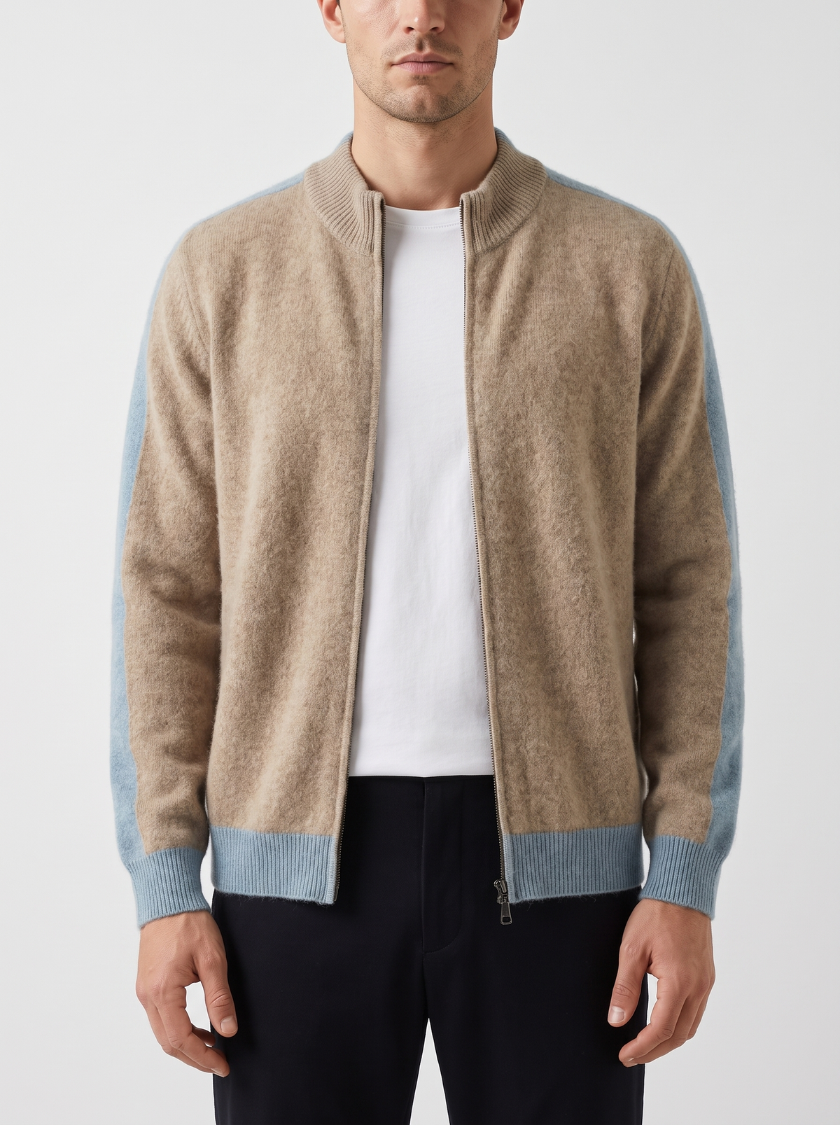 Chaqueta Ferrara de Cachemira con modelo