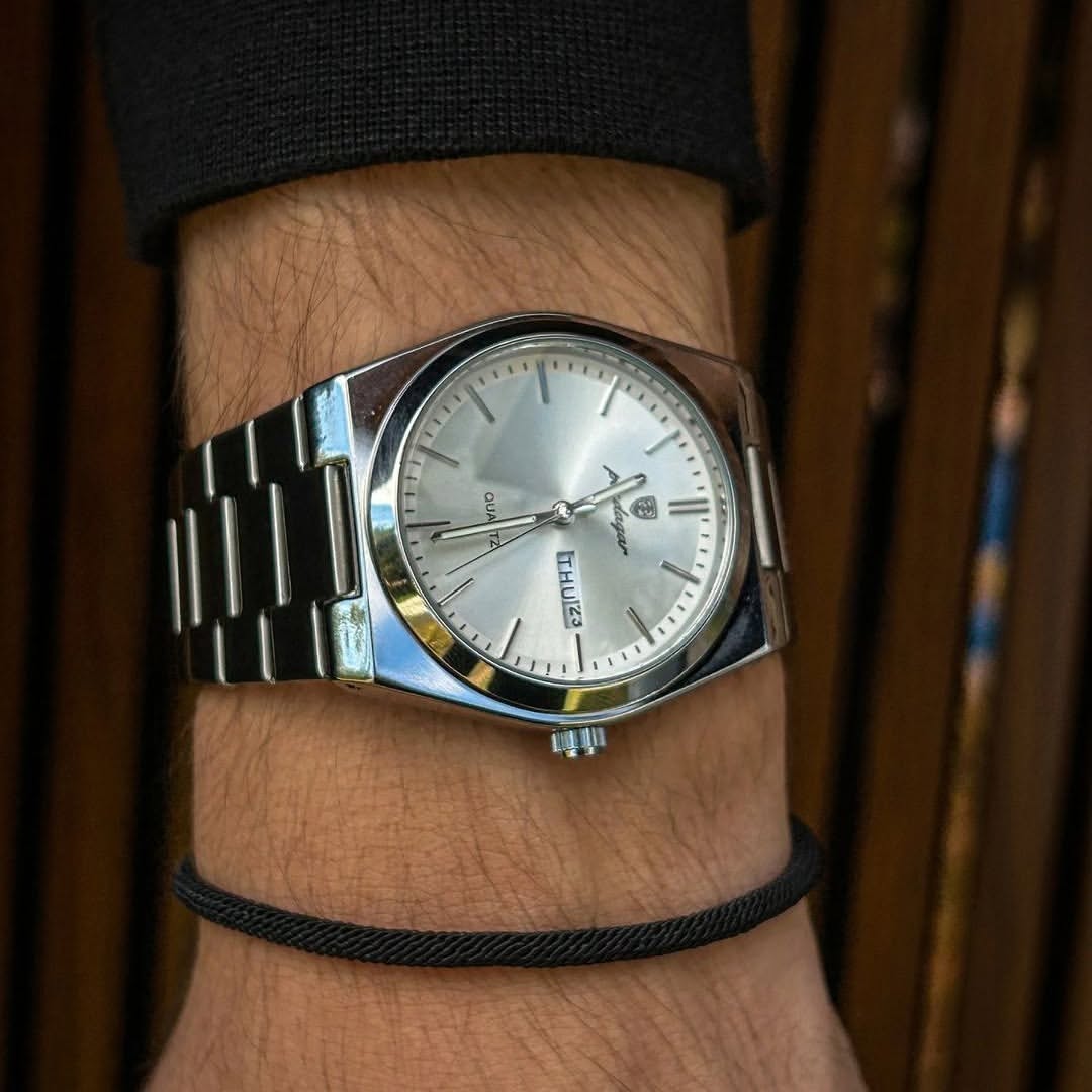 Oak Mono Chrome - 930